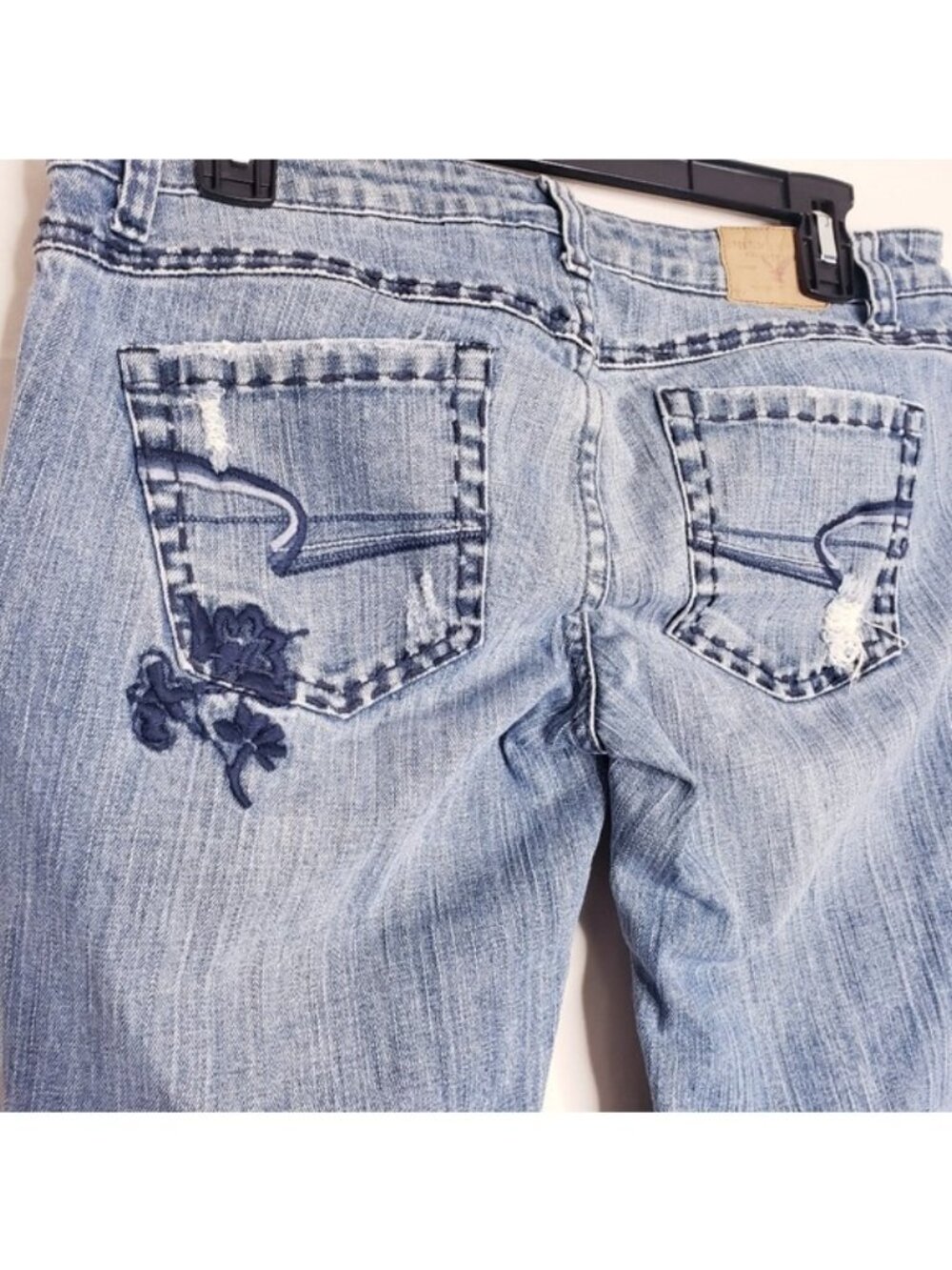 American Eagle Y2K Embroidered Distressed Skinny Flare Leg Jeans Women's Size 6 - Picture 8 of 13